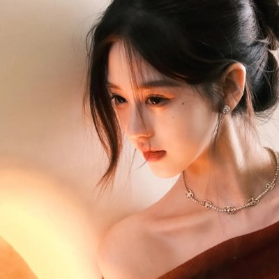 女人是英雄